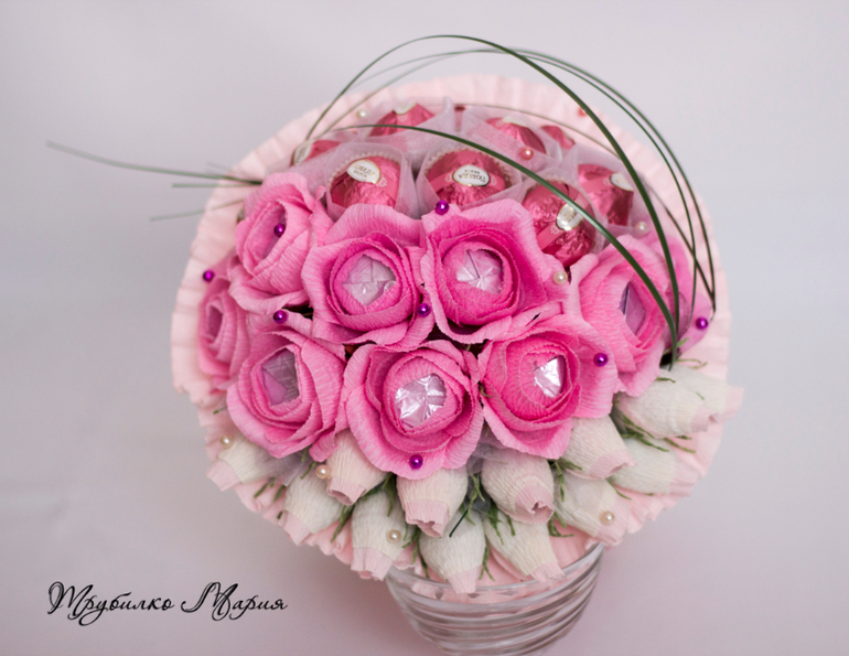 Цветочки в горшочках и не только....