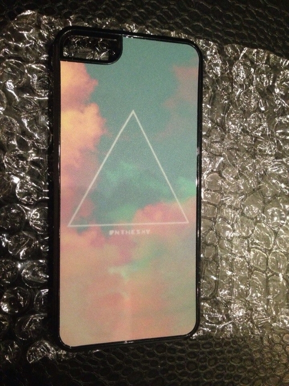 Чехлы на iPhpohe 5/5S