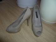 Продам новые босоножки MANGO 37 р-ра (на 36 р-р)