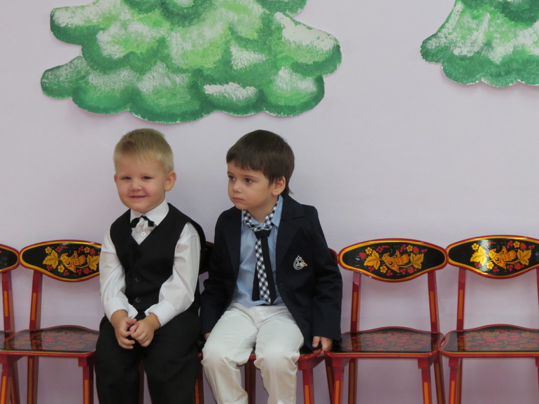 Наш первый новогодний утренник в детском саду!!!