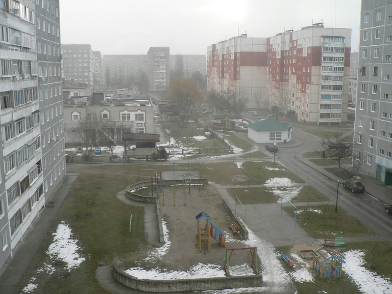 А что у вас за окном?