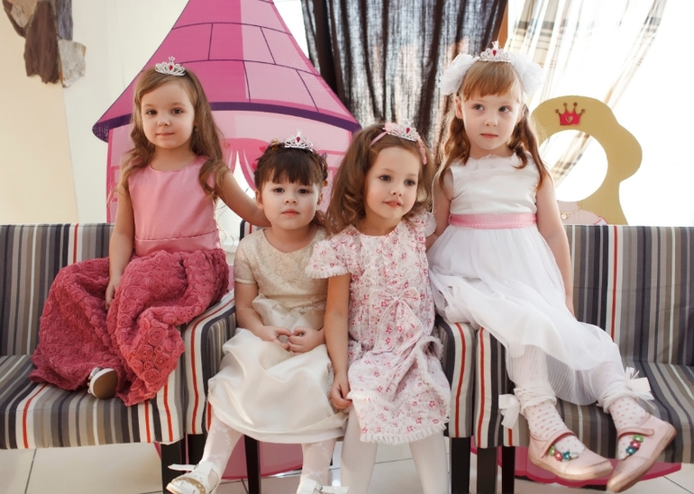 4 года: праздник для Принцесс)