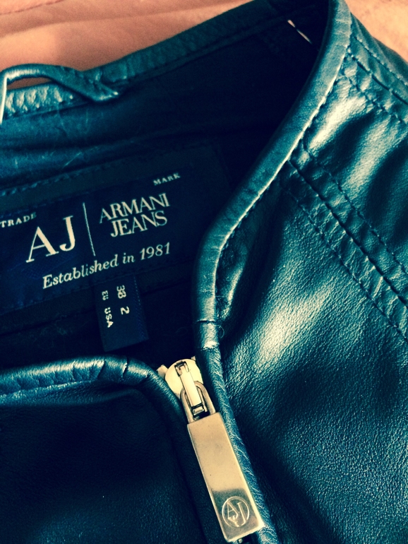 Куртка Armani Jeans размер XS 24000 руб