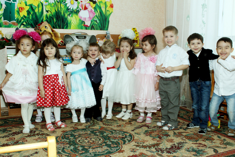 Детский сад)))