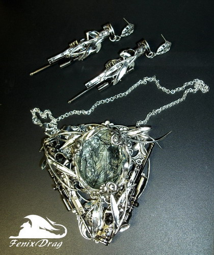 Винтажные украшения ушедших эпох.