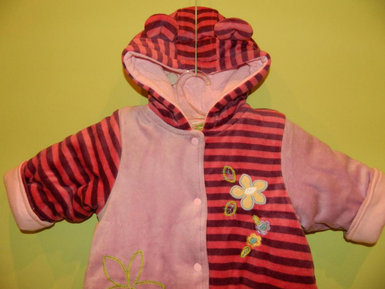 Комбинезоны Carters на малышку