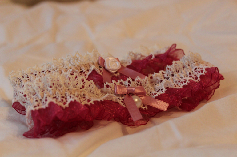 Подвязочки...