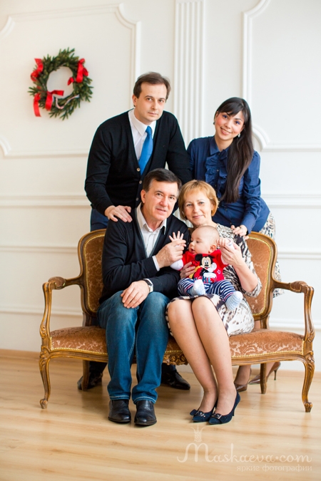 Даня и его семья=)