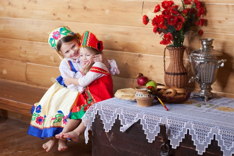 Девчата