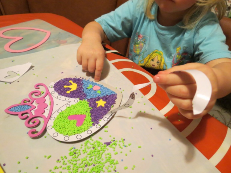 Ждем Новый год и получаем задания.