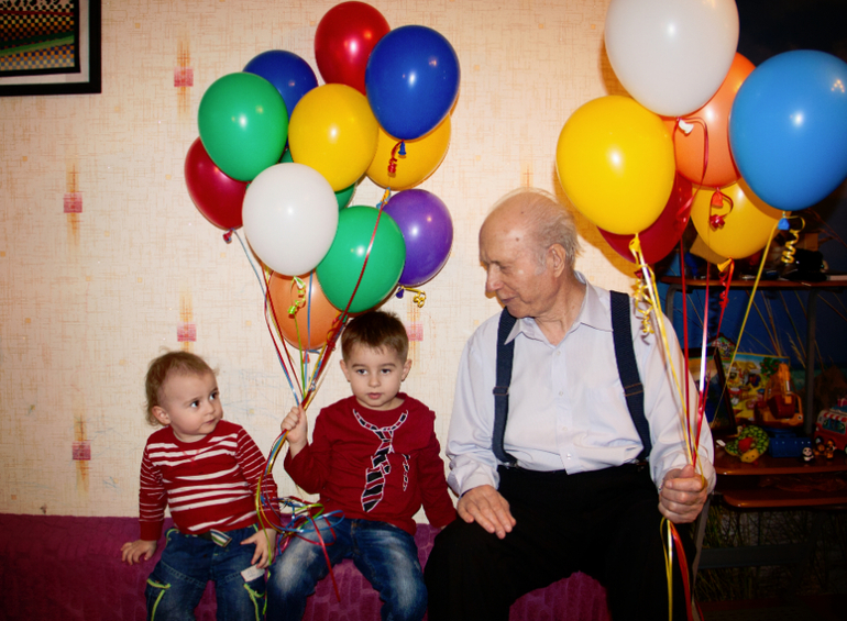 Володе 4 года!!!