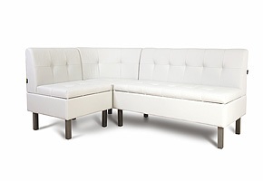 У кого уголок на кухне со спальным местом из эко кожи?