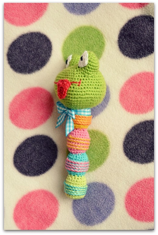 С погремушками экспериментирую.