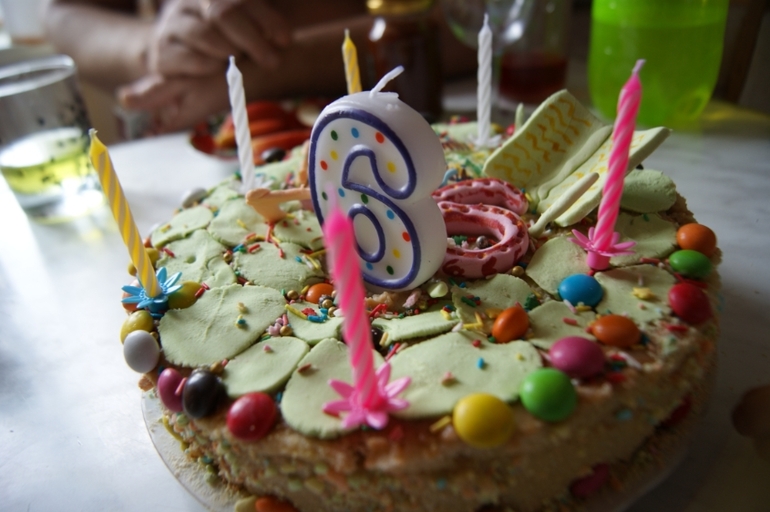 27,04,14геля и ника 6 + 6 девочкины праздники