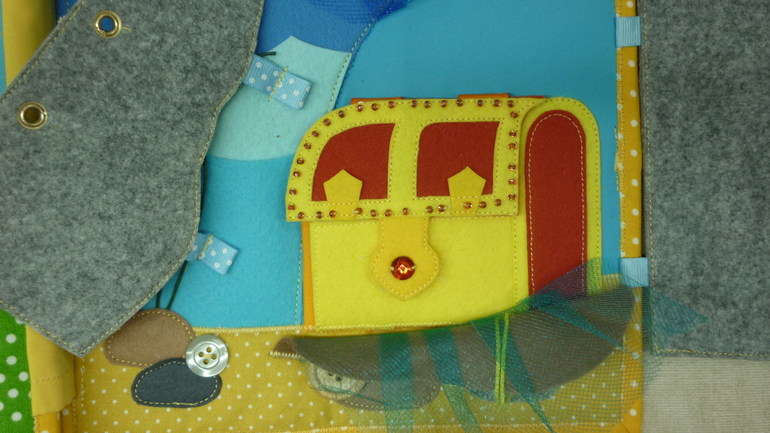 Еще одна для двойняшек!)))