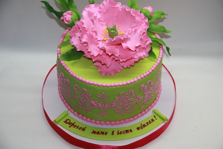 Торт с пионом.