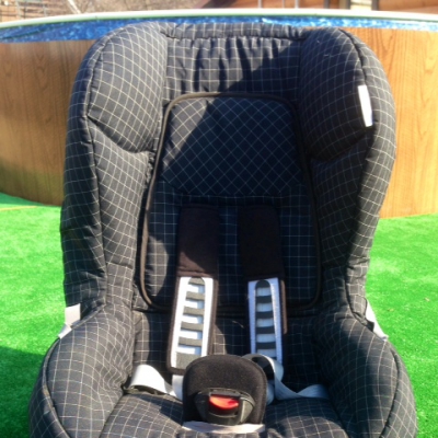 продам автомобильное кресло ROMER 9-18КГ