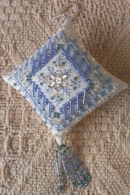 Mill Hill "Icy Snowflake"