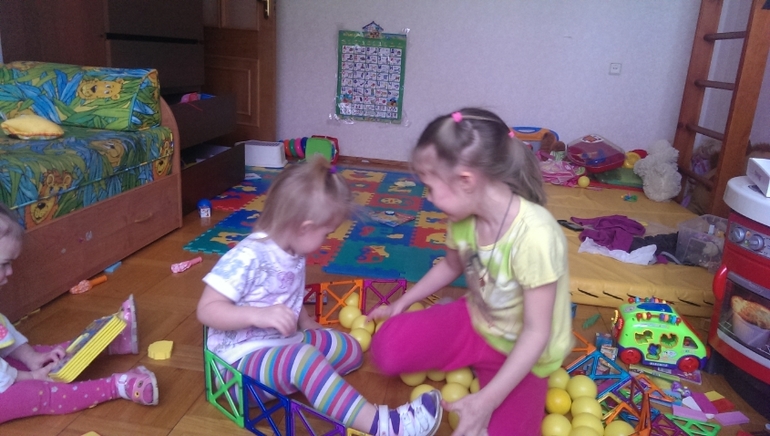 начали изучать цвета)