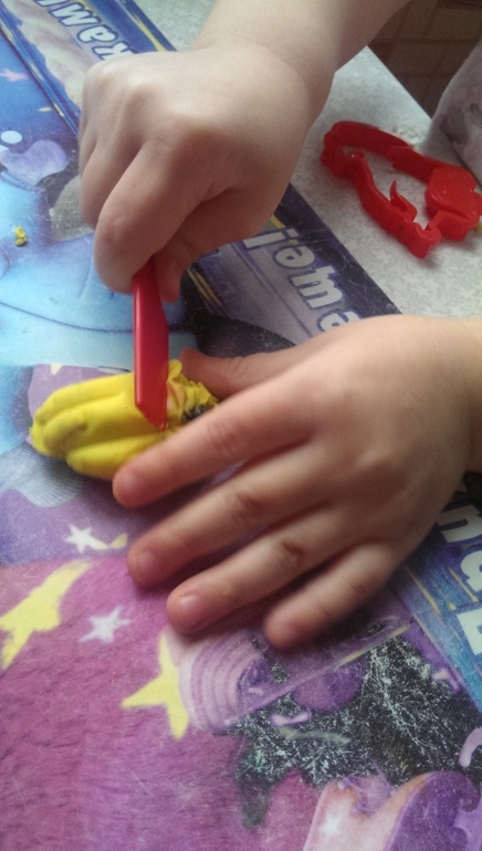 начали изучать цвета)