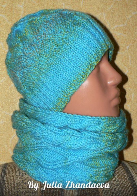 шапочка и снуд для яркой девушки