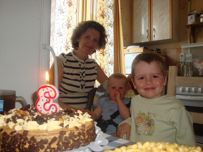 C днём роджения АРСЮША:*