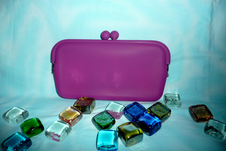 многофункциональные силикововые кошельки, цена 330 руб! живые фото в посте!