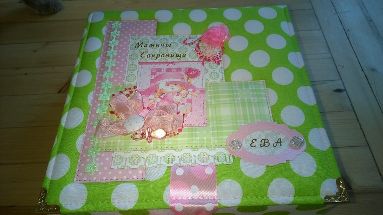 Короб для хранения первых вещей ребеночка