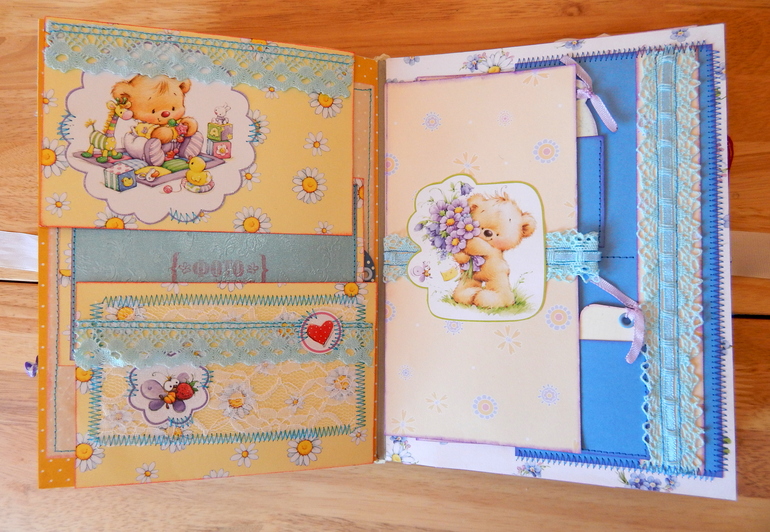 Скрап-альбом "Мой первый год" для маленького мальчика