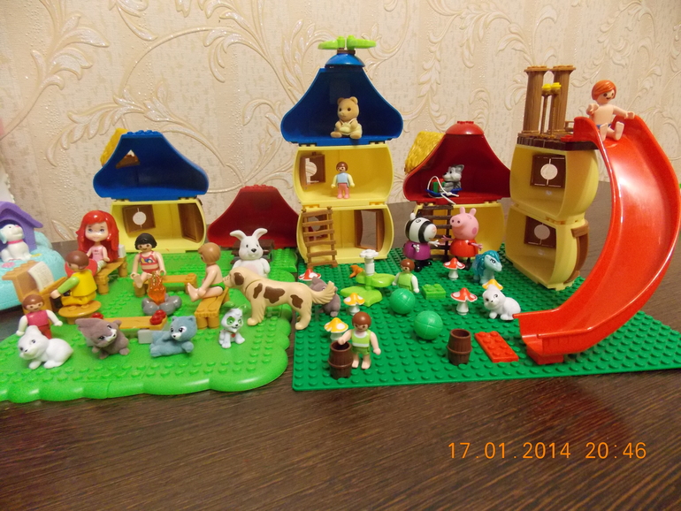 Игрушки, которые дочуне принес Дедушка Мороз!!!