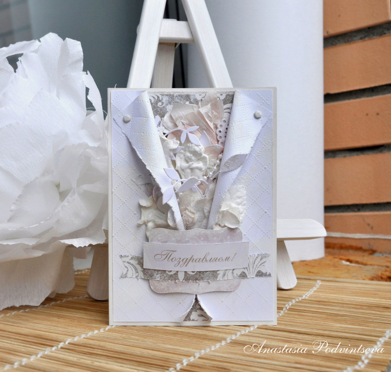 Много всего - открытки, обложки, блокноты.