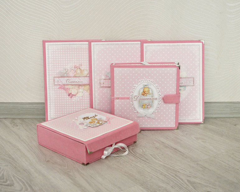 Комплект для девочки "Горошинки"