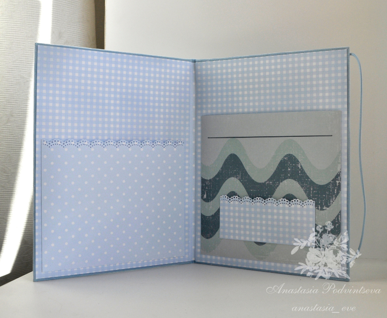 Папка для документов и рамка с метрикой