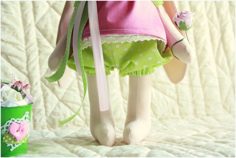 очень необычная зайка