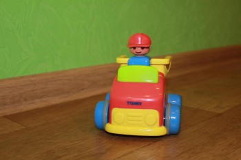 Продажа игрушек от 0 до 3 лет.