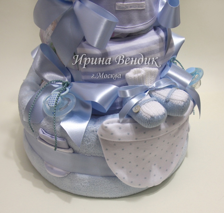 Торт из памперсов для мальчика  "Мишка беленький"