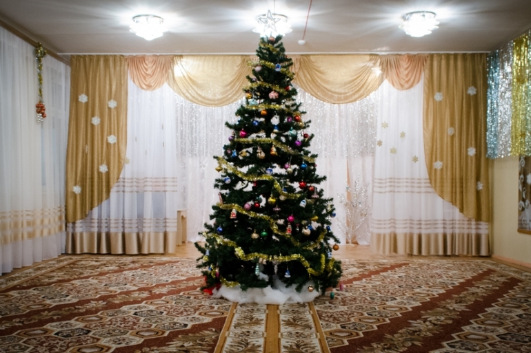 Получила фото с утренника