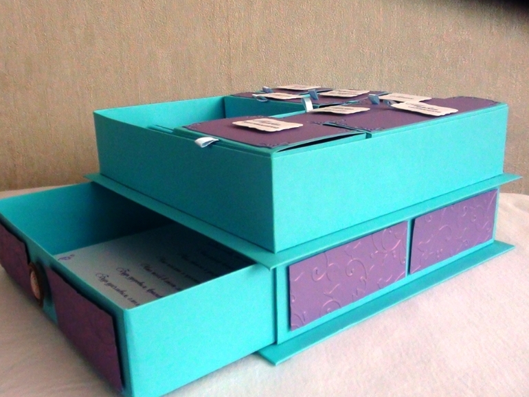 Вот такие "мамины сокровища" мне заказали, теперь и Вам смогу сделать...