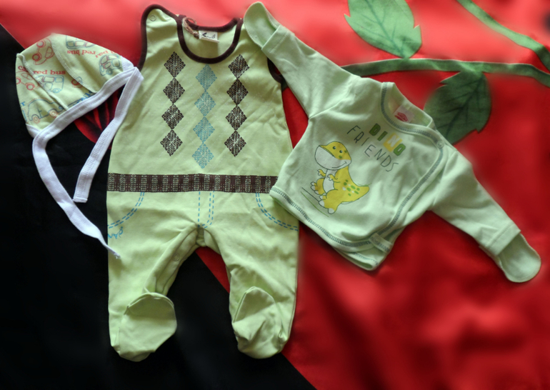 А это наш первый гардероб)