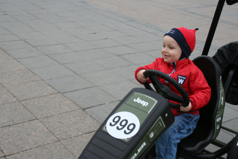 В пятницу было +30, а сегодня всего +10