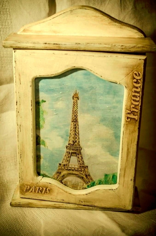 Парижская ключница цвета слоновой кости