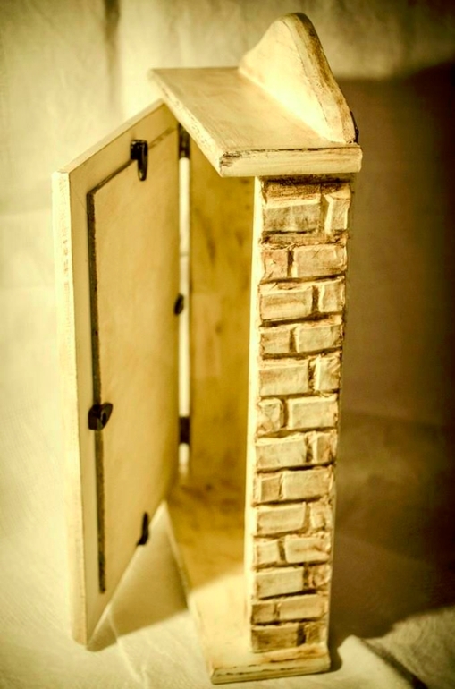 Парижская ключница цвета слоновой кости