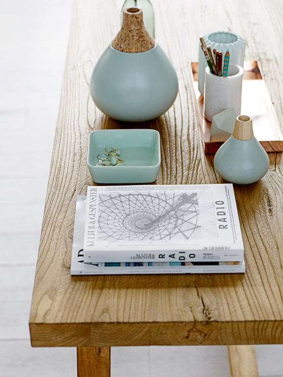 Готовь сани летом