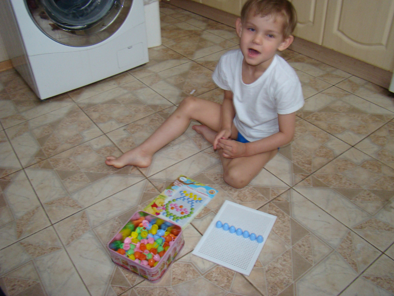 Любимая игра Паштета....