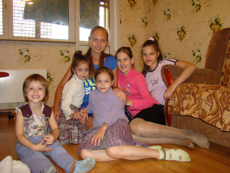 В гостях у многодетной семьи 10 детей...