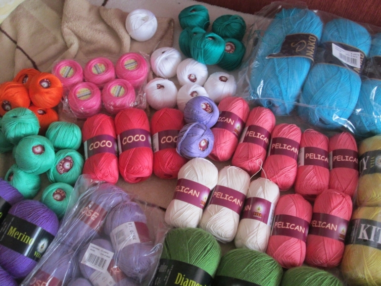 Купить Knits Cool Набор для творчества Креативное вязание. Накидка и берет. Описание, схемы вязания