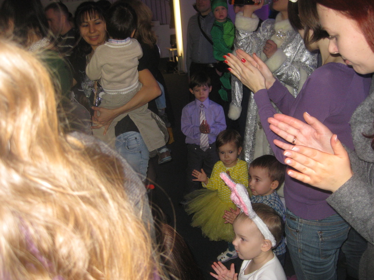 И наш отчет про Елку в ЦДХ или Саша-Одуванчик))