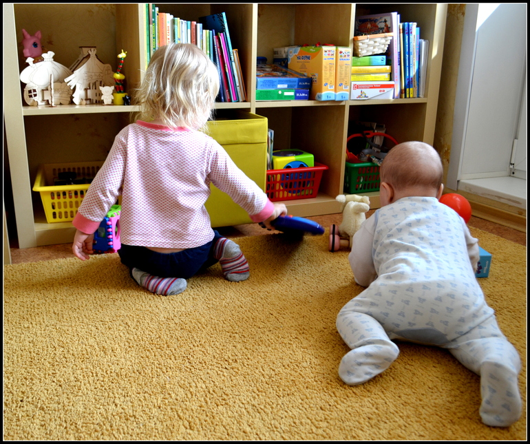 Игры погодок до года.....