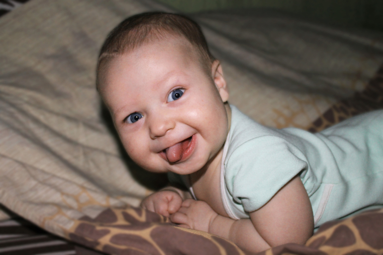 Нам пол годика!!!