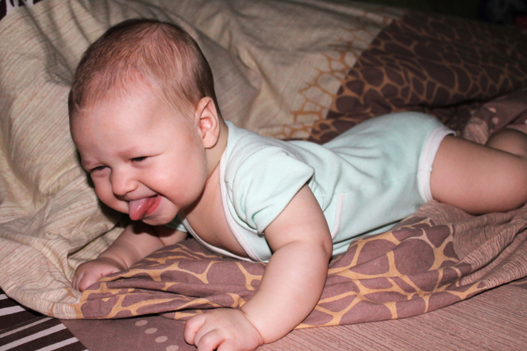 Нам пол годика!!!